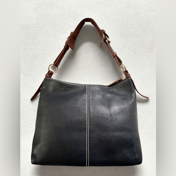 Dooney & Bourke | Mary Hobo Shoulder Bag - Picture 2 of 8